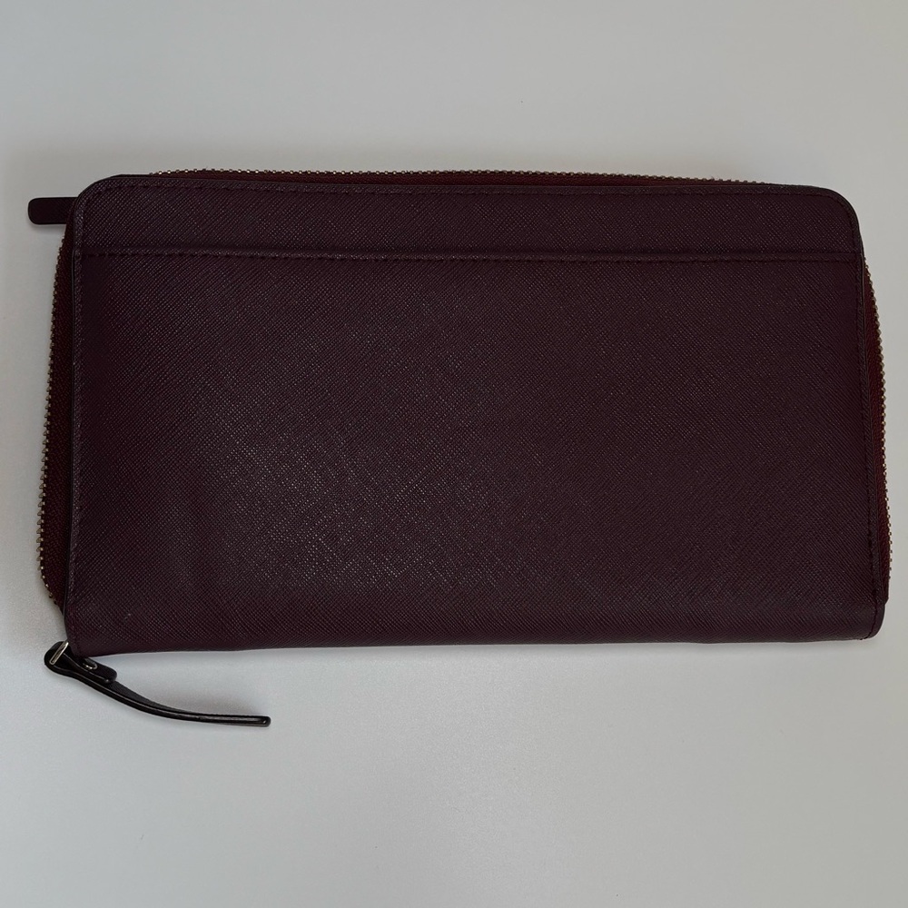 Kate Spade Laurel Way Wallet bi-fold with zip closure and inside slip pockets - Picture 7 of 9